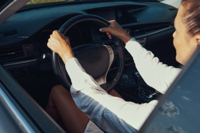 descubre las causas detras de la vibracion en tu vehiculo a alta velocidad