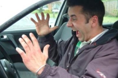 descubre los motivos detras del ruido que haciendo curvas en tu vehiculo