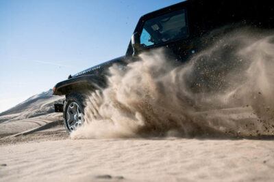 manejo en terrenos arenosos 5 tips de bfgoodrich para una conduccion segura